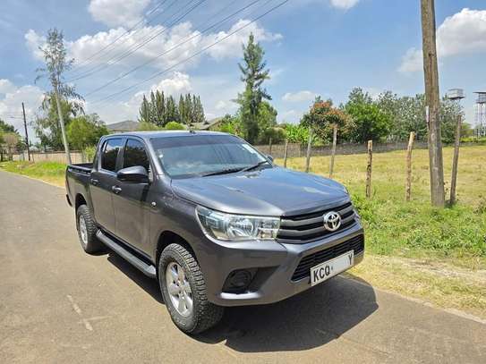 TOYOTA HILUX DOUBLE CAB image 1