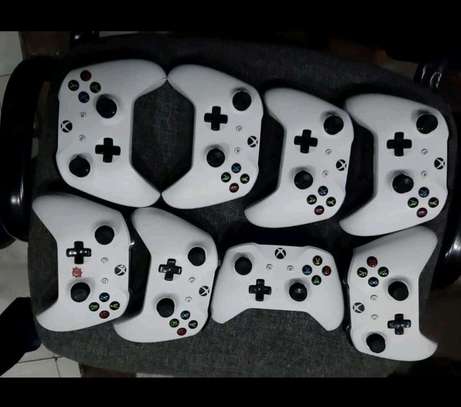 Xbox  one controller s image 1