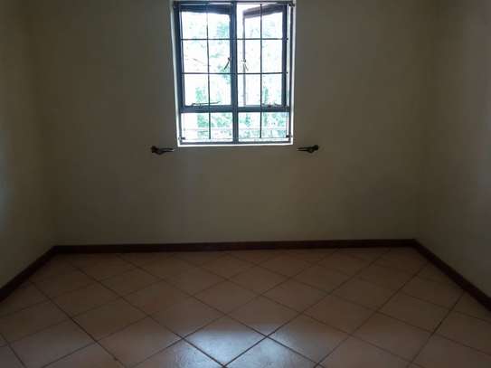 3 Bed Apartment with Balcony in Kileleshwa image 9