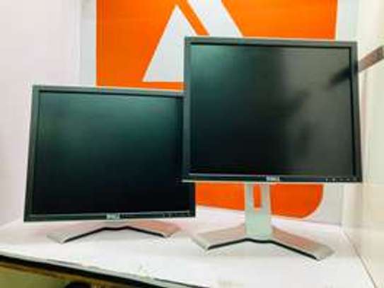 Dell 19-inch Display Monitor (square) image 1