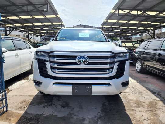 Toyota Land cruiser ZX 2023 zero mielage image 1