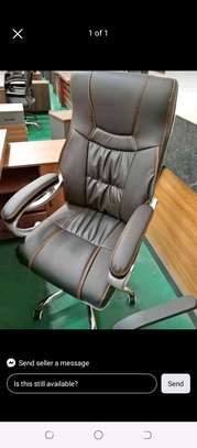 Leather office chair in black image 1