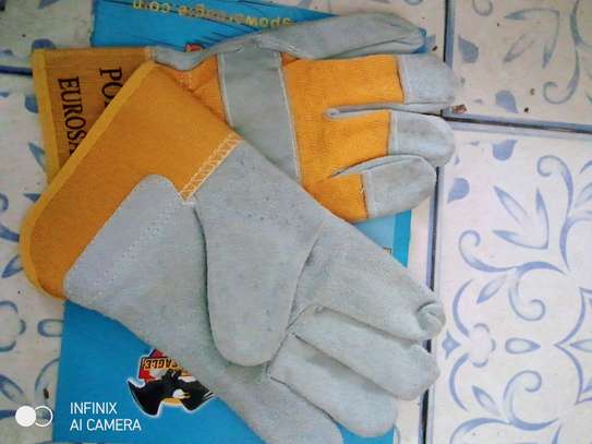 Safety gloves image 2