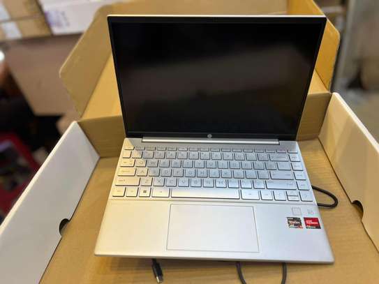 HP Pavilion Aero 13 image 2