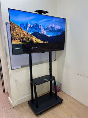 Conference Mobile TV Stand Mobile TV Cart 32''-70'' image 1