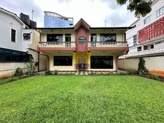 5 Bed Townhouse in Brookside image 13