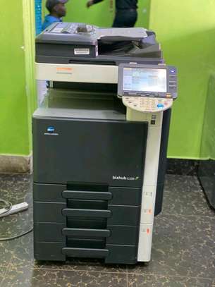 Great Konica Minolta bizhub c360 photocopier machine image 1