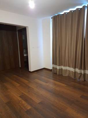 4 Bed Apartment with En Suite in General Mathenge image 6