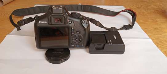Canon Eos 1300D image 3