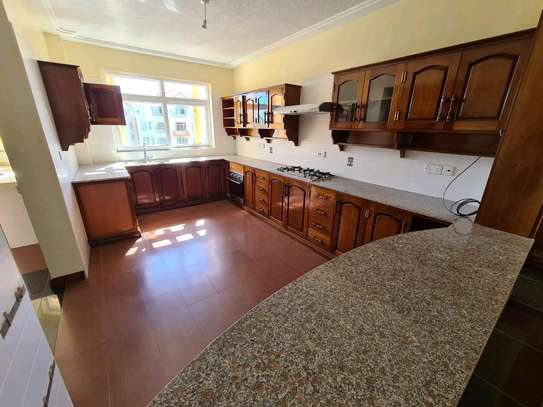 3 bedroom apartment for rent in nyali mombasa image 5