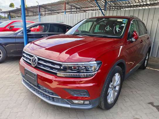 Volkswagen Tiguan Red wine 2018 image 2