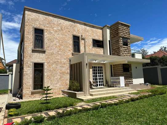 Lovely 4 BR House plus Sqs in Ongata Rongai image 12