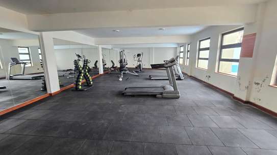 3 Bed Apartment with En Suite in Lavington image 26