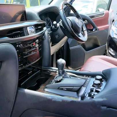2017 Lexus LX 570 in nairobi image 6
