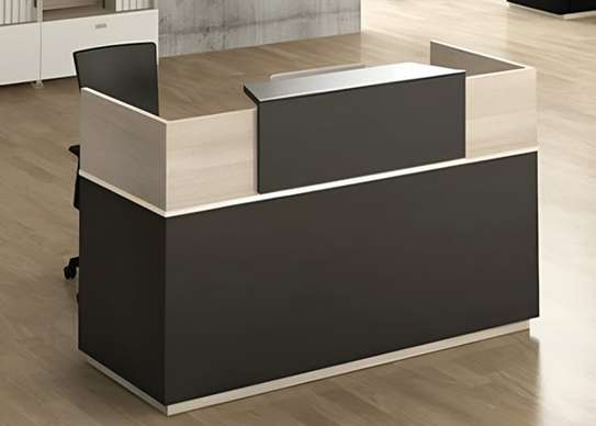 Reception Desk – Modern, Professional & Functional image 2