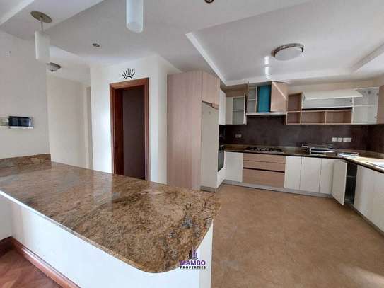 3 Bed Apartment with En Suite at Riverside Drive image 12