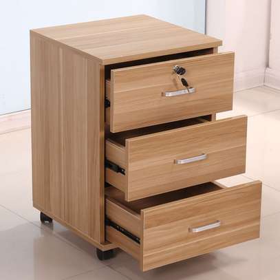 File cabinet: 3-drawers mobile lockable pedestal image 3