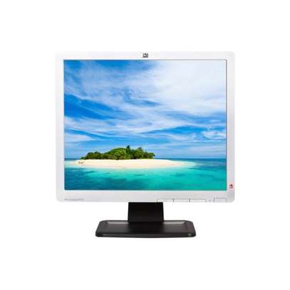HP  17-inch LCD Monitor Refurbished image 1