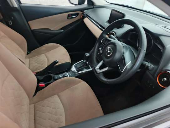 Mazda Demio image 15