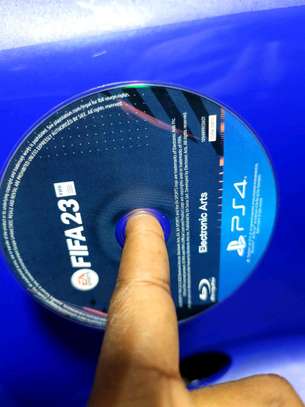 Playstation 4 pre owned fifa 23 image 4