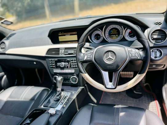 Mercedes Benz c180 image 5