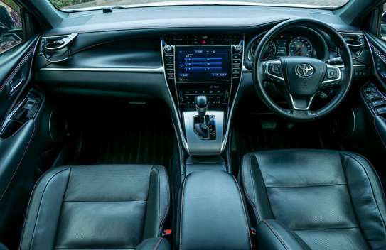 2017 Toyota harrier turbo in kenya image 10