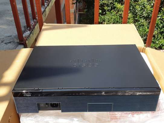 Cisco 2900 Series 2911 Integrated Services Gigabit Router image 1