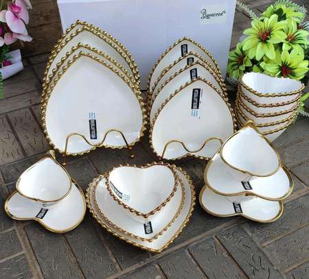 Heart shaped dinner plate top