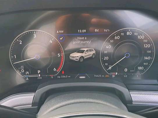 Volkswagen Touareg TDI 4MOTION 2019 Diesel image 4