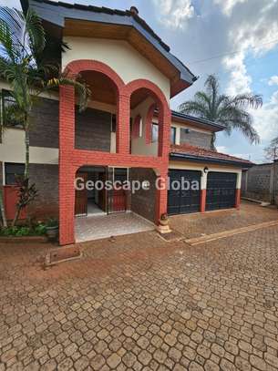 5 Bed House with En Suite in Nyari image 27