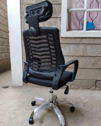Super strong adjustable headrest office chairs image 2