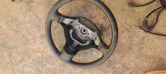 Steering wheel image 3