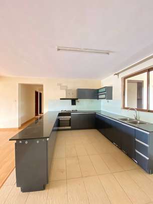 3 Bed Apartment with En Suite in Lavington image 4