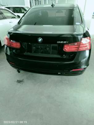 BMW 320i black image 6