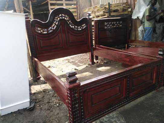 Queen Size Beds image 2