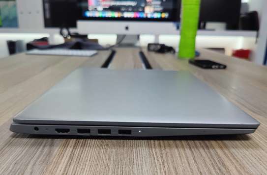 Lenovo Ideapad 3   Intel Core i7  10th Gen image 3