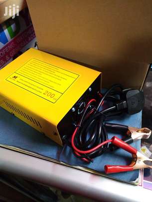 Car Battery Charger image 1