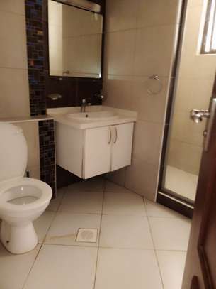 Serviced 3 Bed Apartment with En Suite at Mpaka Road image 10