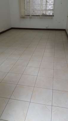 Offices/Apartments for rent Parklands Nairobi image 9