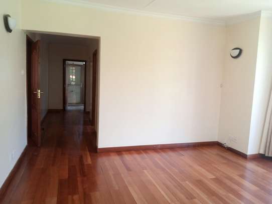 4 Bed Townhouse with En Suite at Near The Hub image 4