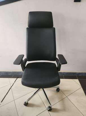 Executive Boss Chair image 4