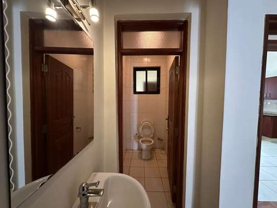 3 Bed Apartment with En Suite at Kilimani image 13