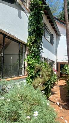 6 Bed Townhouse with Garden in Lavington image 14