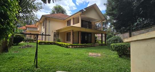 5 Bed House with En Suite in Runda image 16