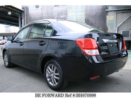 BLACK HYBRID TOYOTA AXIO (MKOPO/HIRE PURCHASE ACCEPTED) image 4