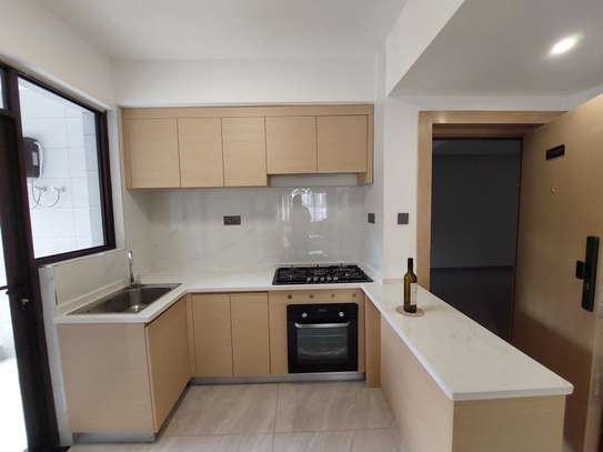 1 Bed Apartment with En Suite at Othaya Road image 14