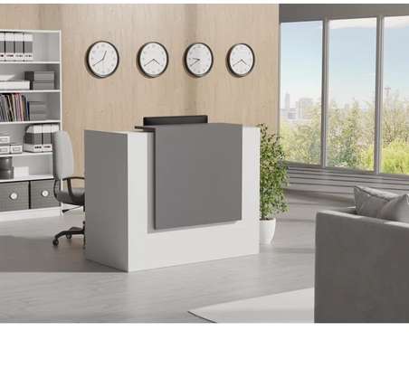 Office Desk: 1400mm Front Office Classic Desk image 5