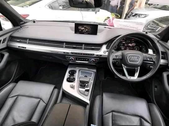 Audi Q7 image 3