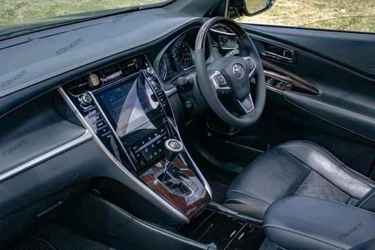 TOYOTA Harrier image 1