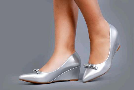 Taiyu wedge heels image 3